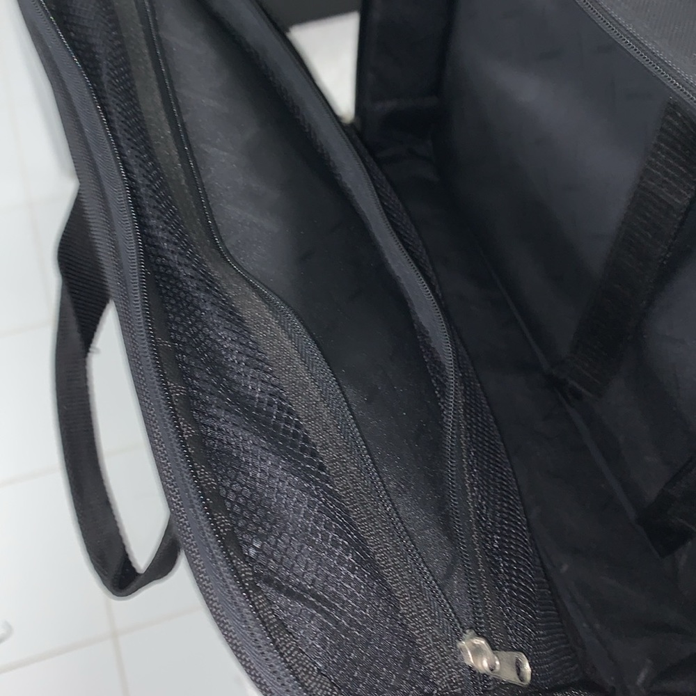 EUC Samsonite carry-on/laptop/briefcase excellent used condition, black. - Picture 10 of 17